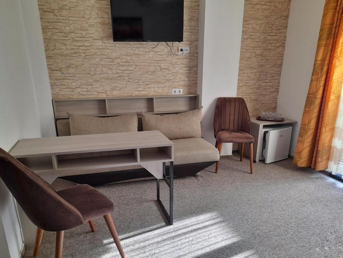 Hotel Alexis Cluj-Napoca Exteriör bild