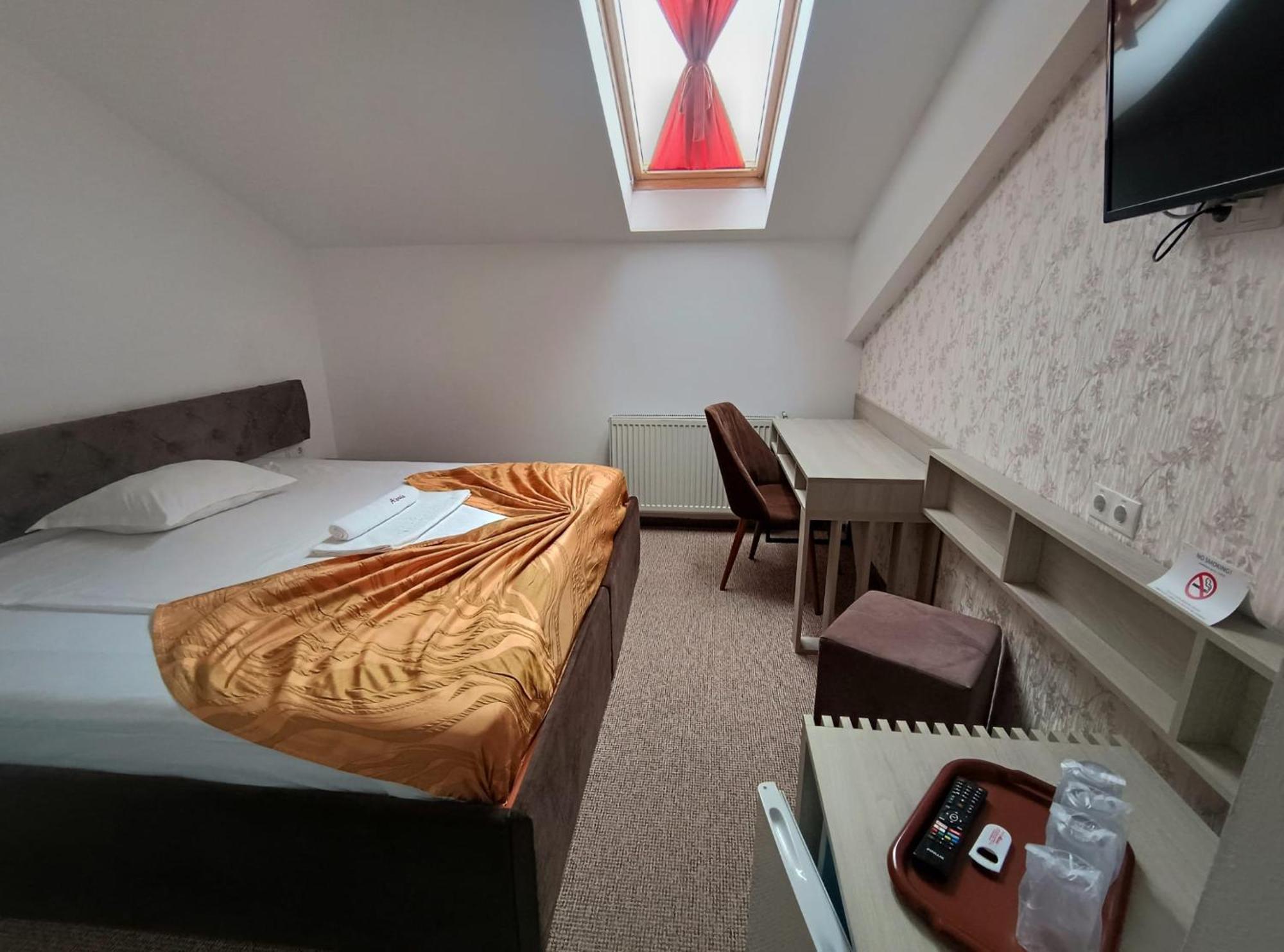 Hotel Alexis Cluj-Napoca Exteriör bild